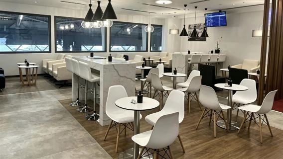 VIP-Lounge-Gutschein für den Flughafen Thessaloniki (SKG) in Griechenland | Lounge für Umsteigepassagiere/Wartebereich/Erholung/Selbstbedienungsrestaurant | Geschäftsreisen