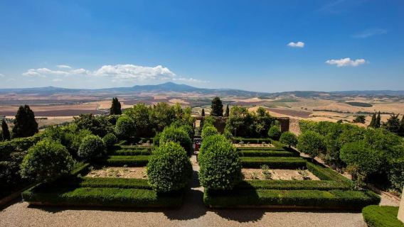Florence: Montalcino, Pienza, Montepulciano & Wine Tastings