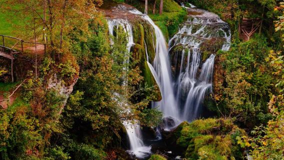 De Zagreb: Excursão de um dia em pequeno grupo aos Lagos de Plitvice e Rastoke