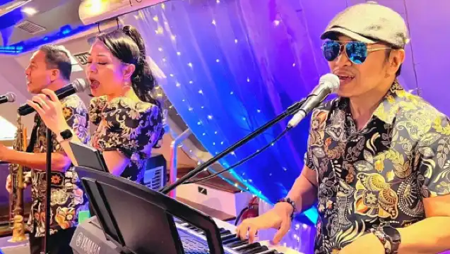 亞庇藍海之星|遊艇日落巡航+菲律賓樂隊+自助晚餐+上門接送