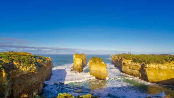 Departing from Melbourne: Twelve Apostles + Great Ocean Road + Apollo Bay