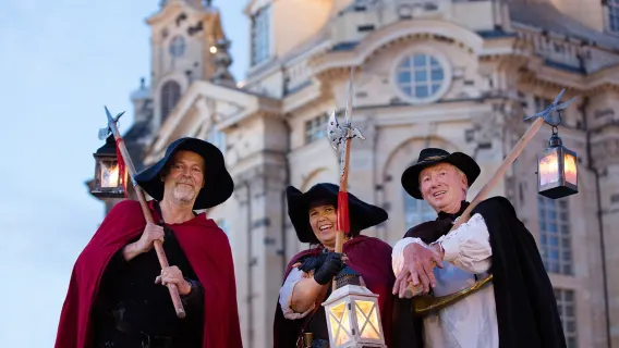 Dresden by Lantern Light: Walking Tour with Mysterious Night Watchman