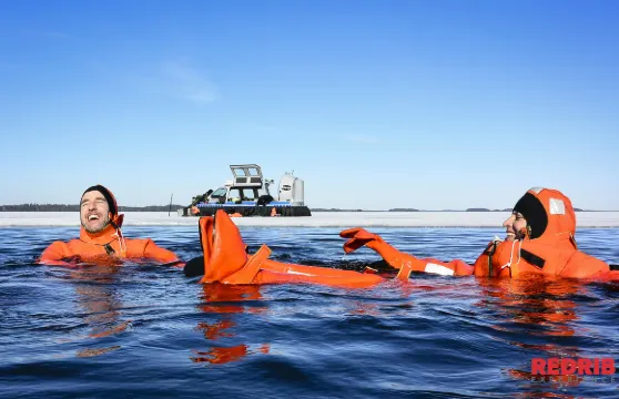 求生衣漂浮體驗