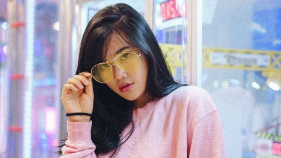 pemandu wisata di seluruh Provinsi Jiangsu, Cina, pemandu wisata lokal dan penjelasan , layanan penjemputan di bandara dan pengantaran ke bandara bandara carteran, fotografer untuk sewa kendaraan pribadi , pendampingan bisnis, konsultasi medis, pemandu perjalanan, dan penerjemah perjalanan yang disesuaikan.