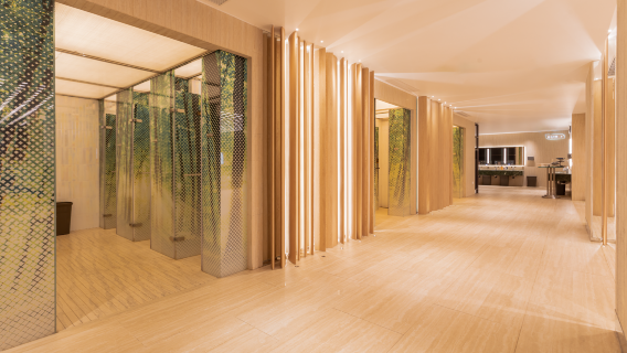 深センロイヤルホリデーフード&ドリンクスパ|【ビザ不要のチップ】2時間中国式マッサージ + 24時間クレンジングサウナ