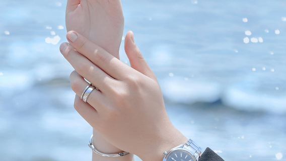 タイ、バンコクでの旅行写真撮影【チャーター車、ガイド、写真家、仕立て屋 + フォローアップ航空マイクロフィルム + 結婚式の写真のメイクと衣料品&アクセサリー】