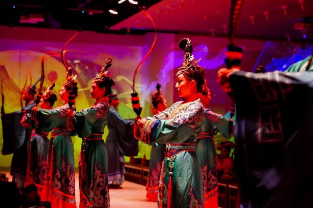 Jinan Xiuyan • Immersive Experience of Ancient Imperial Banquet Enjoyment (Imperial Feast + Classical Music and Dance Intangible Cultural Heritage Performance + Optional Ancient Costume Styling Experience)