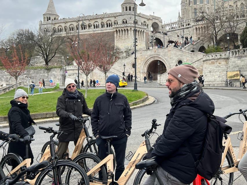 Budapest: Geführte E-Bike-Tour durch die Innenstadt