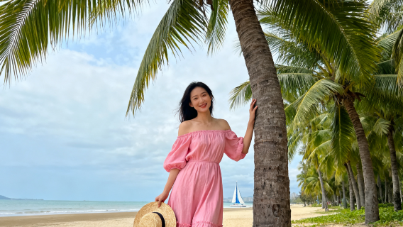 海口假日海灘旅拍【跟拍攝影親子照情侶閨蜜兒童跟拍家庭旅拍】