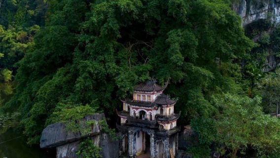 Hanoi: Luxury Private Tour Discover Trang An, Bich Dong & Hidden Countryside by Bike