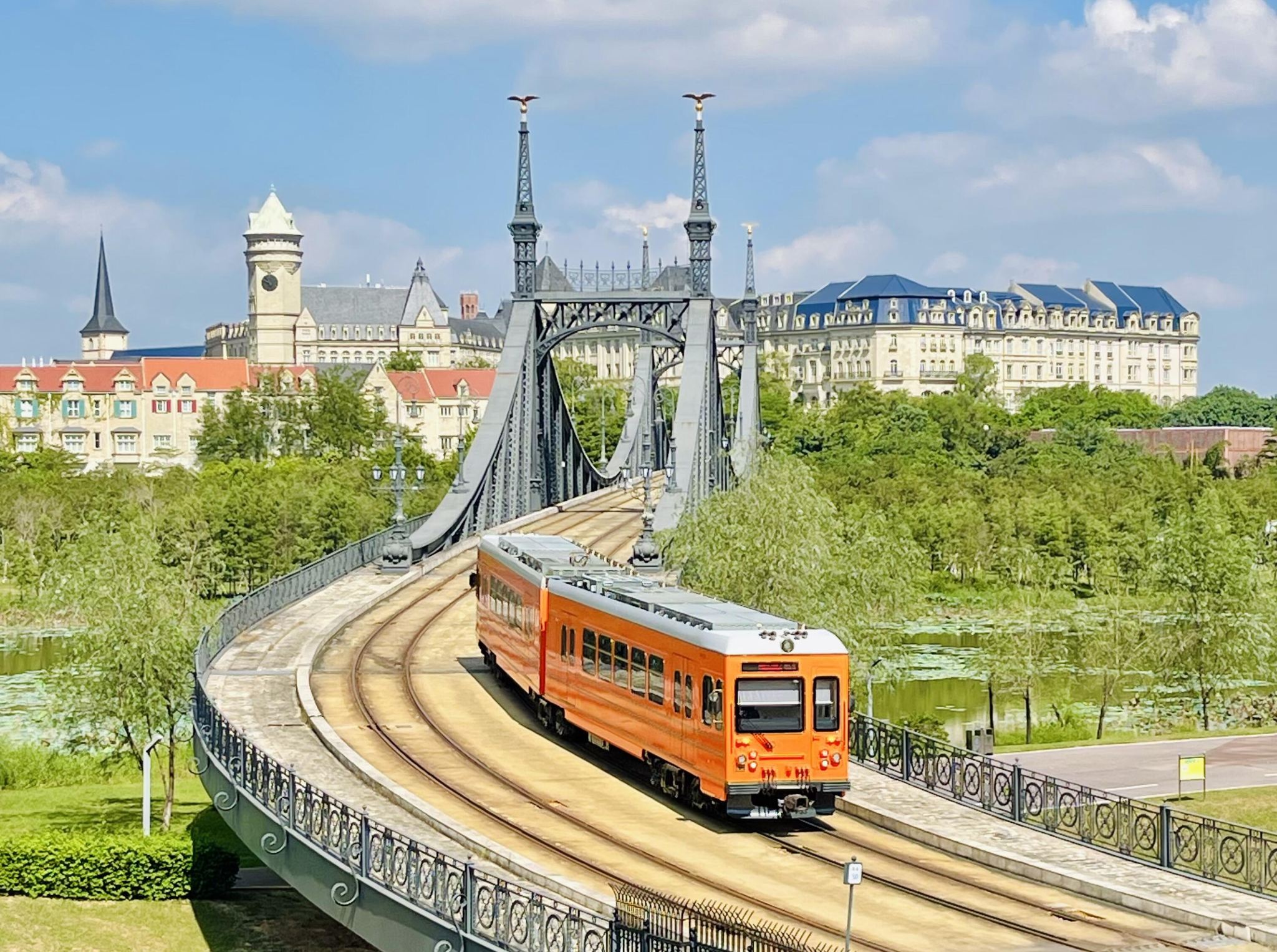 東莞可園+西溪古村+松山湖外觀華為小鎮一日遊|私家團上門接送