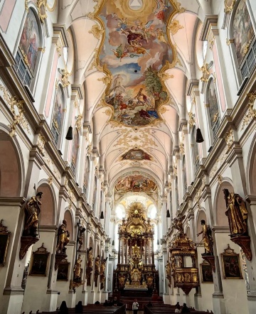 Munich City - BMW Museum - Allianz Arena - Olympiapark München Private Charter - Selected