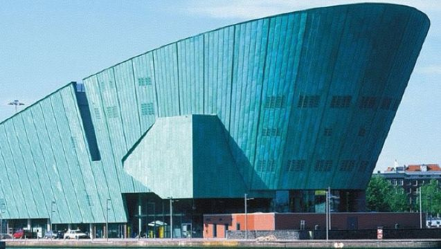 明暗交織·阿姆斯特丹：海事+教堂+科學+歷史探索包車一日遊