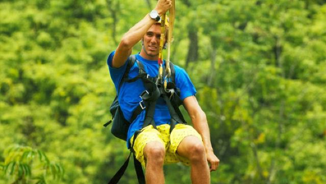 Tagesausflug mit Ziplining im Dschungel und Höhlenforschung/Abseilen in der Momi Bay, Fidschi
