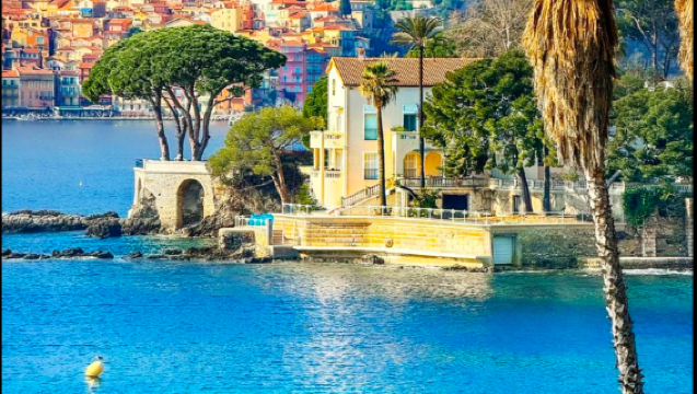 Nice pergi-balik Pelabuhan Menton + Bandar Èze + Taman Botani Tropika + Bandar Lama Nice