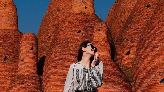 Lawatan Sehari Sewa Peribadi [Mile Dongfengyun + Kampung Air Honghe + Hutan Taman Tasik Taiping] dengan Jemputan di Tempat