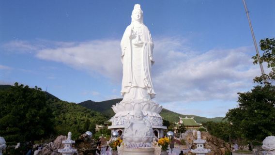 다낭 영응사(링잉사), 대리석 산(Marble Mountains) & 호이안 등불 야간 투어 (디너 포함)