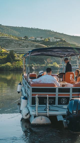 1h 50mins Private Boat Tour on the Douro River with Wine Tasting