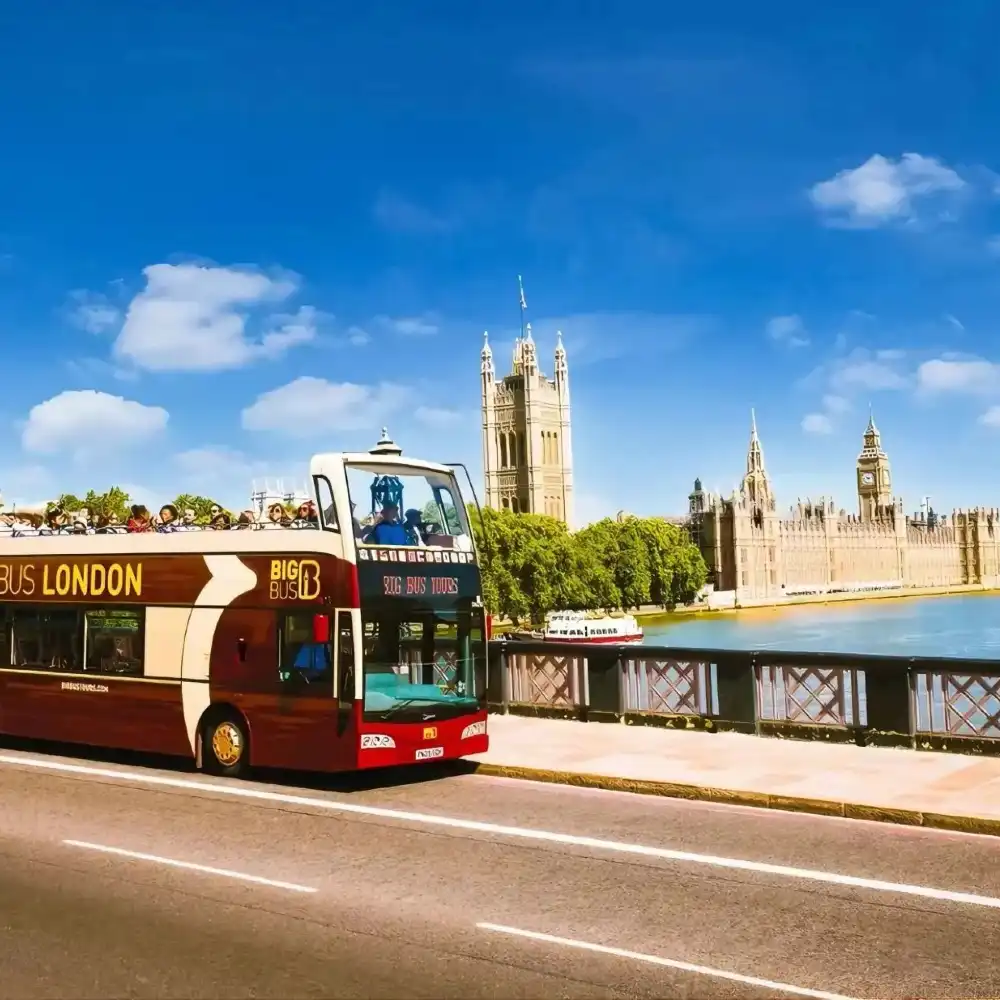ロンドンBig Bus乗り降り自由の観光バス（ロンドン全市のランドマーク