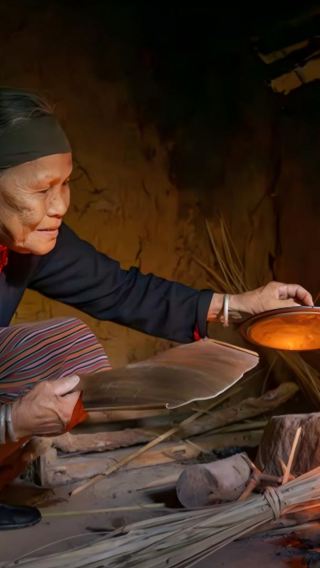 9 hrs Luxury Private Tour: Boundary Island & Hainan Indigenous Minority Cultural Village