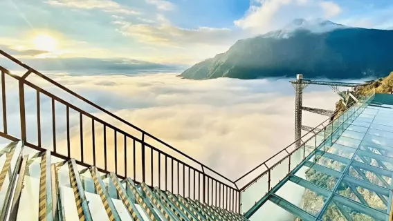 Sapa: Glass Bridge, Cat Cat Village, Moana, Alpine Coaster Option Instagram Day Tour