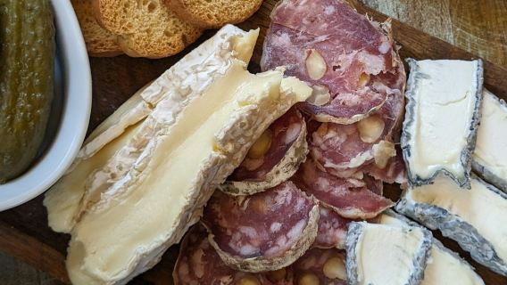 Tur Kuliner Canal St Martin di Paris