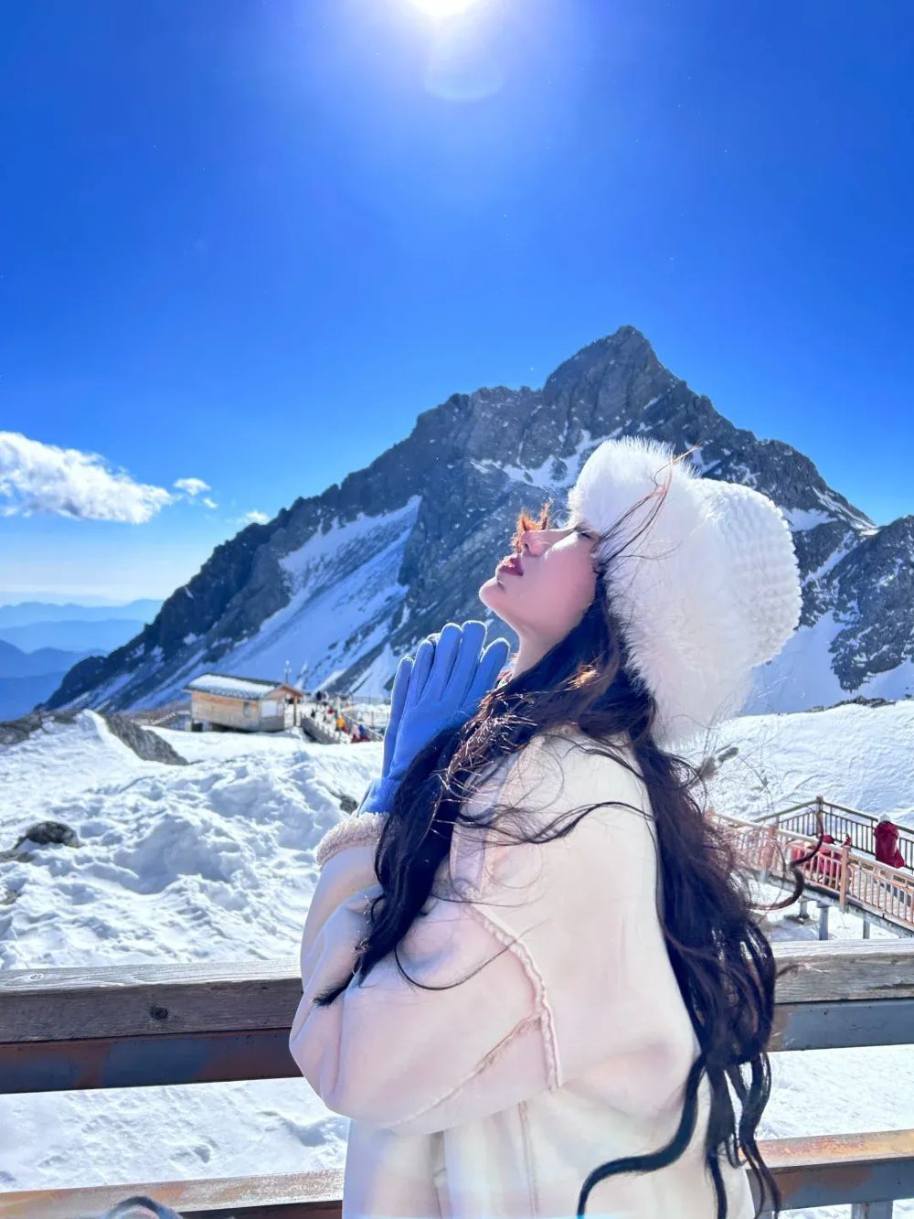 Tour di un giorno alla Città Antica di Lijiang, Montagna di Neve Yulong e Blue Moon Valley nello Yunnan [Trasferimento privato + itinerario classico]