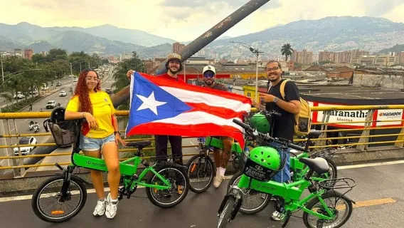 Medellin: tour in bicicletta della città con bevande e snack colombiani