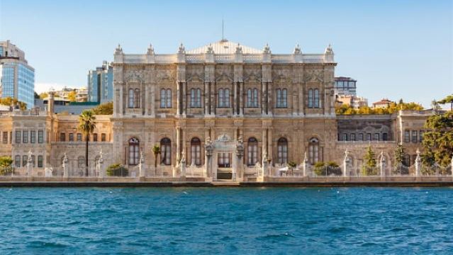 Istanbul : Croisière sur le Bosphore depuis l'Europe ou l'Asie et audioguide