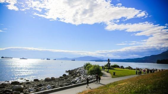 加拿大溫哥華煤氣鎮+卡皮拉諾吊橋公園+英吉利灣【中文專車】