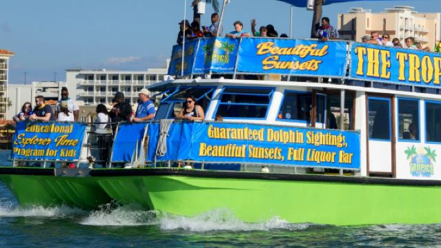 Clearwater: Guided Dolphin Exploration Cruise
