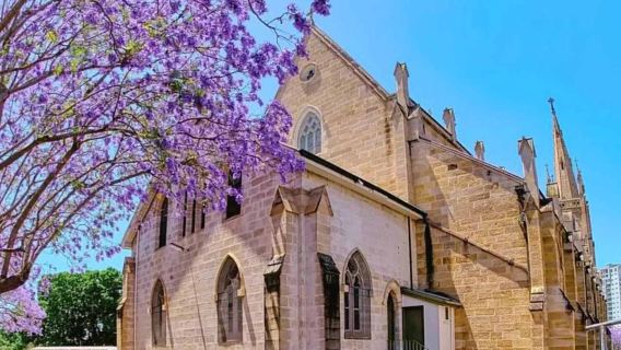 Brisbane, Australia: penterjemah profesional|iringan perniagaan|pemandu pelancong tempatan|sewaan peribadi