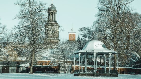 Wycieczka z przewodnikiem audio po Shrewsbury: Mosty, dzwonnice i nadrzeczne marzenia