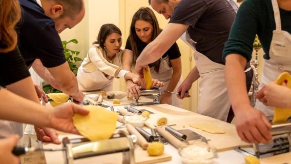 Modena: Pasta and Tiramisu Class at a Local's Home