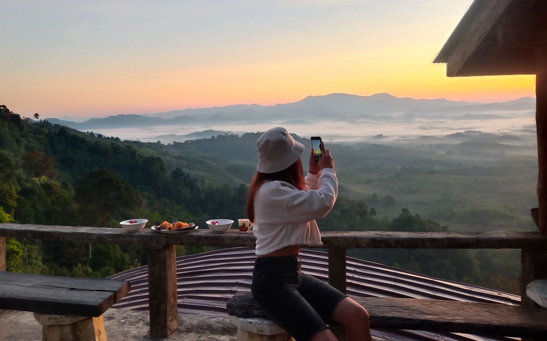 From Khao Lak: Magical Sunrise above the Clouds at Khao Khai Nui