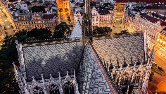 維也納美泉宮+美景宮+霍夫堡宮+中文導遊提供服務。