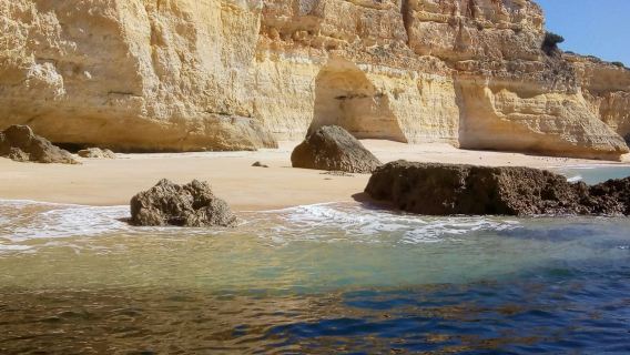 Benagil Caves: Guided Boat Tour from Armação de Pêra