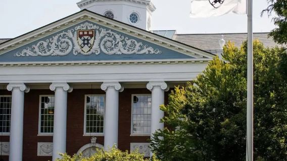 12-hour private charter: round-trip between New York and Boston, visiting Harvard University, Quincy Market, and other popular attractions - carefully selected