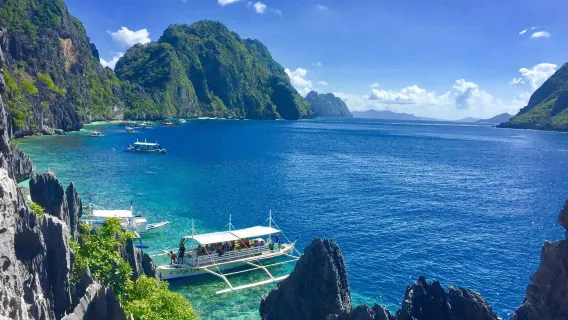 El Nido 1-day tour Route C: Discover Secret Beaches and Unique Islands