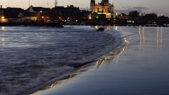 愛爾蘭都柏林市區一日遊：打卡經典景點 中文包車|可客製化