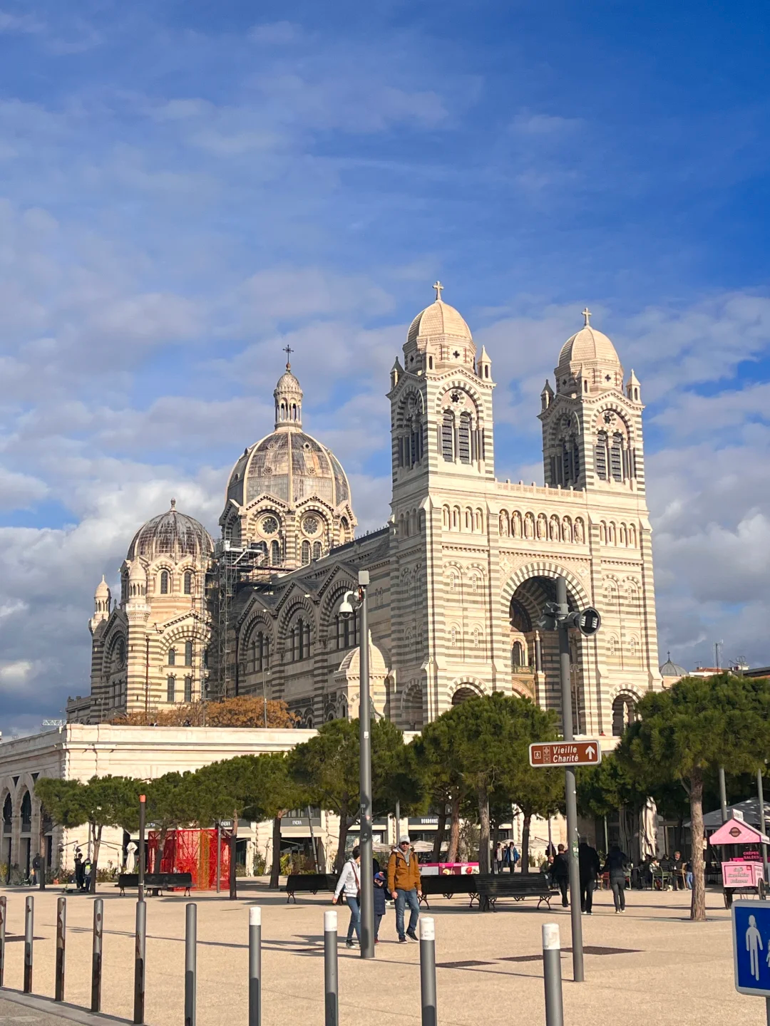 馬賽出發：隆尚宮＋守護聖母聖殿＋伊夫城堡＋卡西斯小鎮