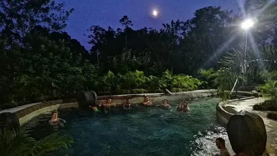 ทัวร์ 1 วัน น้ำตกลาฟอร์ตูนา + ภูเขาไฟอาเรนัล + บ่อน้ำพุร้อนธรรมชาติ