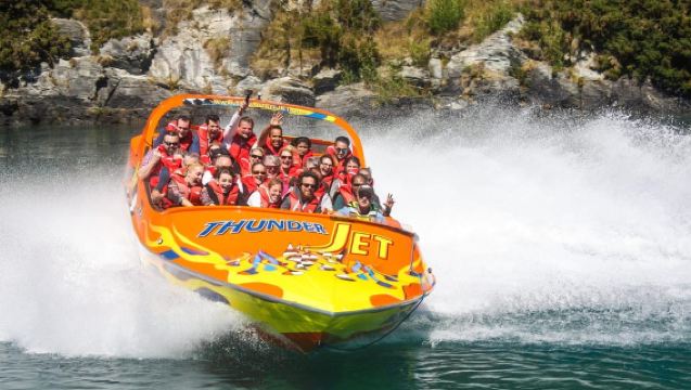 Queenstown: Jet Boat Adventure with Thunder Jet