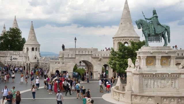 Budapest: Rundgang durch die Budaer Burg auf Deutsch