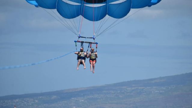 Oahu : Parachute ascensionnel à Waikiki