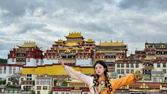 1-day tour of Lijiang + Shangri-La + Tiger Leaping Gorge [Circular Napa Lake + Return Highway + Giant Prayer Flags]