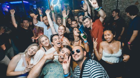 Pub Crawl Prague