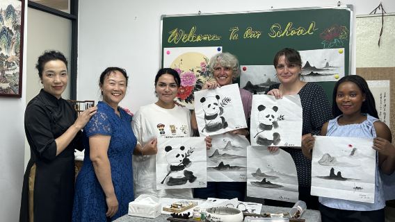 Chengdu Calligraphy & Chinese Painting Class