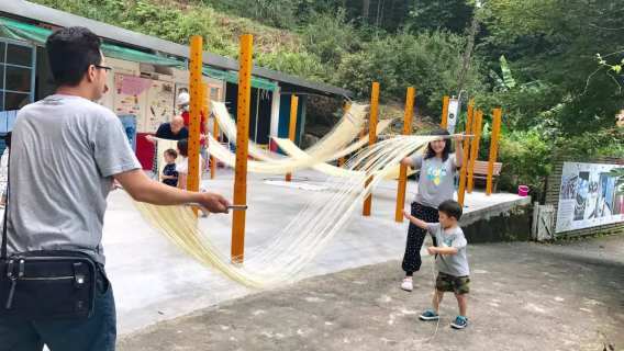 新北｜石碇許家麵線｜流水麵、手作麵線・蔥油餅 DIY 體驗｜新北親子體驗