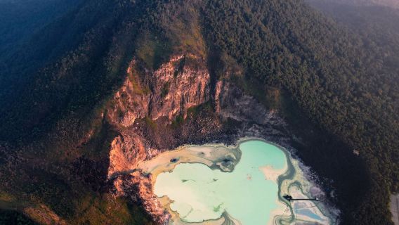 印尼雅加達卡普定火山湖+覆舟火山一日遊【中文包車】